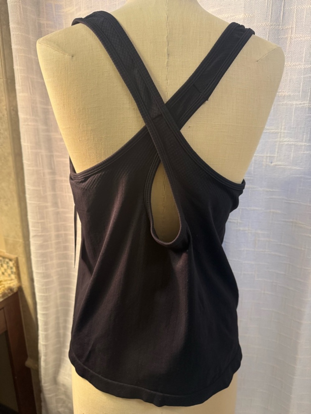 Athleta Black Cross-Back Tank Top